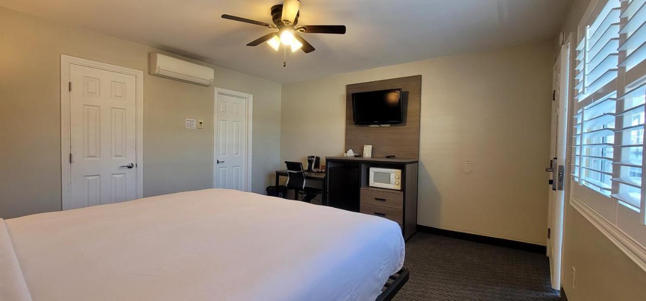 Beachwalker Inn & Suites ปิสโมบีช ภายนอก รูปภาพ
