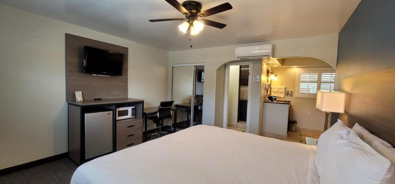 Beachwalker Inn & Suites ปิสโมบีช ภายนอก รูปภาพ